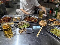 -马路牙子烧烤音乐酒馆(望京店)