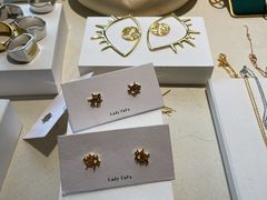 -LADY FAFA(巨鹿路陕西南路路口店)