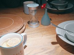 -蜜桃餐厅·伴山(湖滨商业街店)