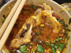 -肖肖酸萝卜鱼火锅(总店)