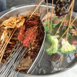 大学习巷串串真的是一绝，不得不说菜品又便宜又新鲜