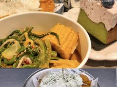 -W COLLECTIVE  DESSERT SHOP