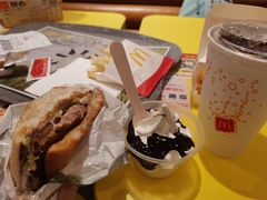 -麦当劳(世界城广场店)