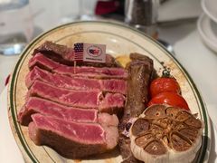 -MONICH牛排融合餐厅(和义大道购物中心店)