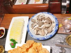 -大匠工房古船木艺术餐厅·猪肚鸡专门店(长白仙岛店)