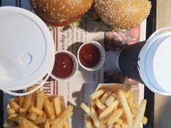 -The Habit Burger Grill 哈比特汉堡(复兴soho店)