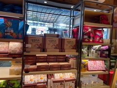 -昆明冠生园·蛋糕·面包(南强街店)