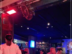 -Goocha Dizengoff