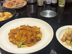 -闫府私房菜(恒隆店)