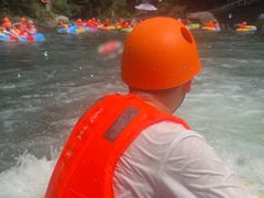 -安吉龙王山峡谷漂流