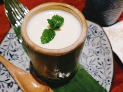 -东方巴黎购物广场