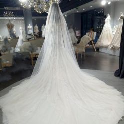 点击看大图 -艾米丽婚纱礼服