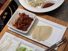 -娜仁图雅蒙古美食村(33小镇店)