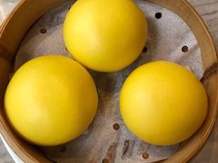 皇后流沙包-皇后餐厅-煲仔·小菜·打边炉(古北店)