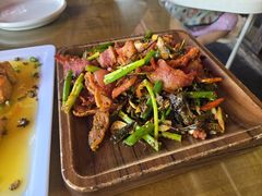 -隔壁老王·家常云南菜(花巷店)