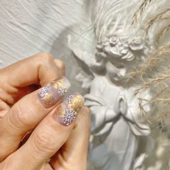 -花岐款式专研健康美甲沙龙
