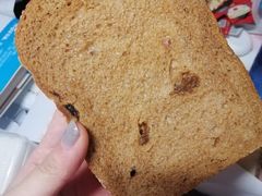 全麦提子吐司-PAPER STONE BAKERY(天环店)