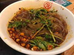 -万记麻辣烫国展总店