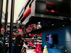 -Salon de The de Joel Robuchon(外滩18号店)