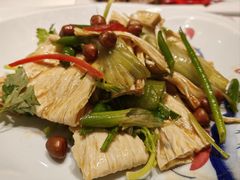 -渔意楼·驰名沙田乳鸽(五羊旗舰店)