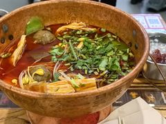 -成都你六姐·牛肉冒菜(上海陆悦汇店)