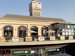 -王府井奥莱临潼小镇(临潼店)