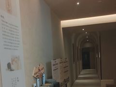 -灸春堂·艾灸·痛症·整脊连锁(之江银泰店)