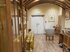 -蟹家大院 · 独揽江景(滨江店)