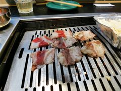 -臻牛烤肉