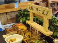 -呷佬·长沙手工米粉(金沙江路店)