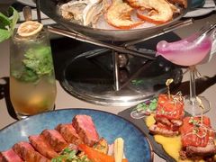 -Oasis Bar & Grill