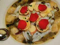 -江渔儿酸菜鱼(映月湖环宇城店)