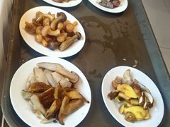 -天宜隆蘑菇宴火锅(石景山旗舰店)