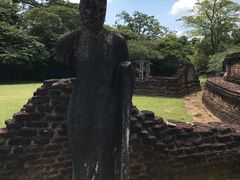 -波隆纳鲁沃古城皇家宫殿
