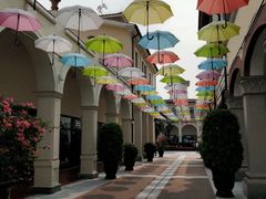 -佛罗伦萨小镇广佛名品奥特莱斯(疏港路店)