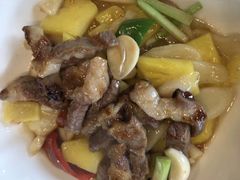 雪花肥牛酸姜炒菠萝-阿多私房菜(顺德店)