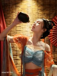 -汉仪华裳汉服馆(打浦桥店)