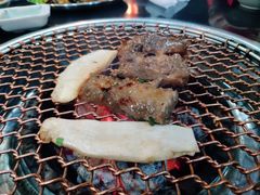 -牛信亭韩国料理·炭火烤肉(紫藤路店)