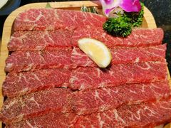 -韩烧牛中牛·甄选黑牛烤肉(黑金店)