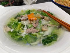 -荣誉海鲜酒楼(海湾店)