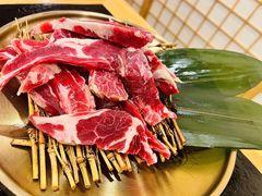 -臻牛烤肉