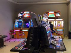 -嘻哈欢乐场(华宇广场店)