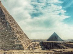 -吉萨金字塔群