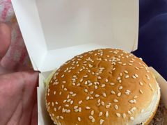 -麦当劳(哈西万达店)