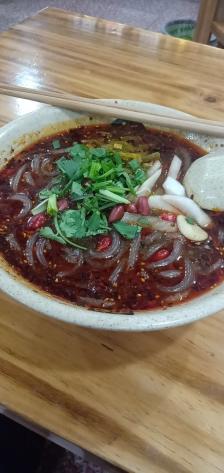 沙县小吃(大津城店)-"路过这边的沙县小吃店,门口写的有酸辣粉,.