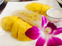 -Dang restaurant (patong phuket)