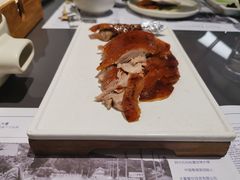 酥不腻烤鸭-小大董·烤鸭(观景餐厅·南京西路店)