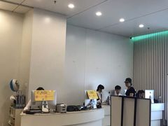 -冰纷万象滑冰场(深圳万象城店)