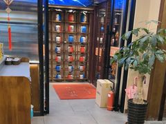 -青瓦餐厅·生鱼片·韩园烤肉(西塔店)