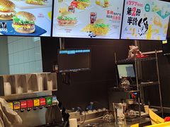 -麦当劳(哈西万达店)